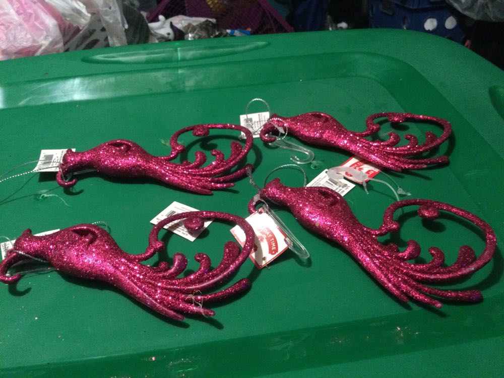 Peacock Magenta - Holiday Time ornament collectible - Main Image 3