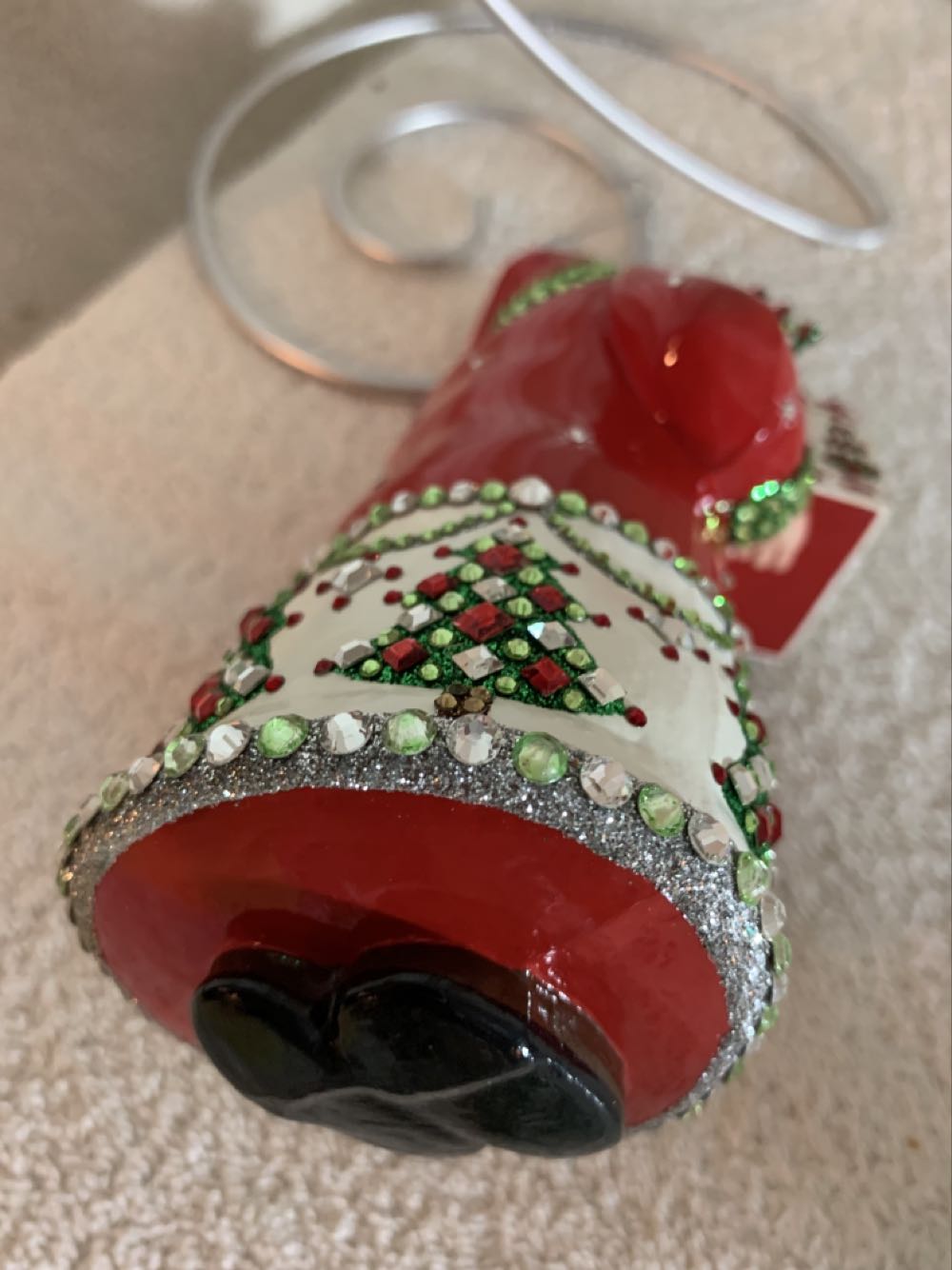 Merveilleux Claus, Red: Green & White - Event Exclusive (Santa) ornament collectible - Main Image 4