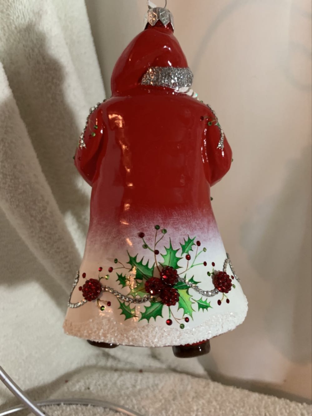 Beaumarchais Claus, Holly - General Line (Santa) ornament collectible - Main Image 3