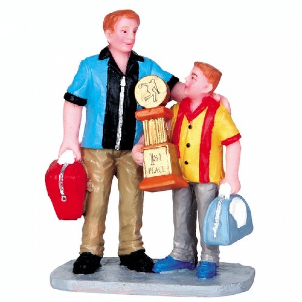 Lemax The Kingpin #42227  ornament collectible [Barcode 728162422279] - Main Image 2