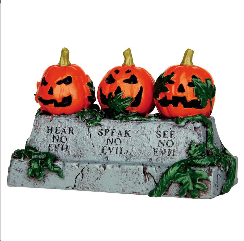 #05695 Sonias Tree Farm