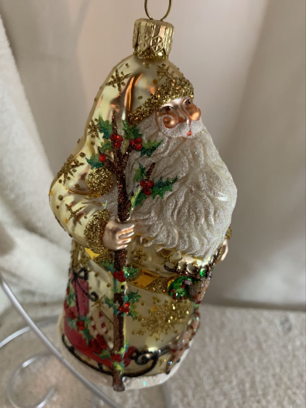 Merry Christmas Giseele, Gold - Other Exclusive (Santa) ornament collectible - Main Image 2