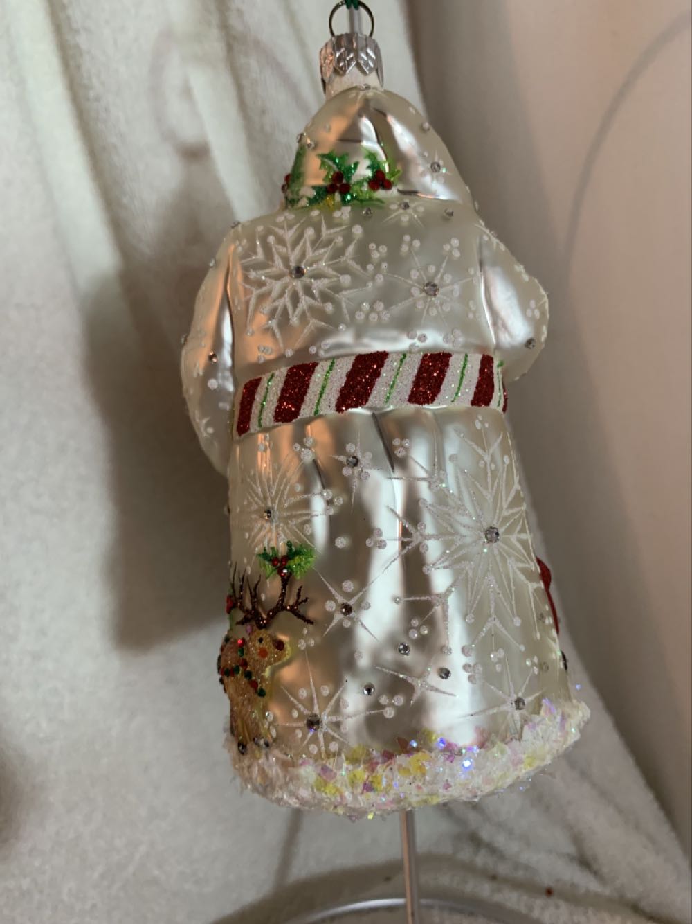 Merry Christmas Giselle, Pearl - Other Exclusive (Santa) ornament collectible - Main Image 3