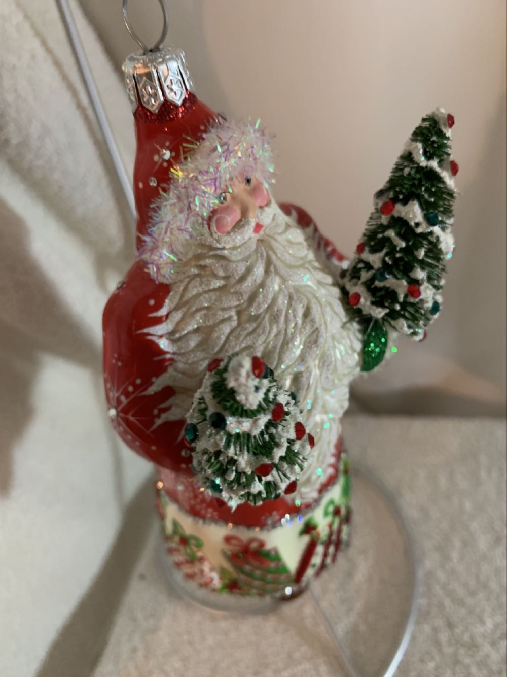 Berkshire Santa, Presents - Other Exclusive (Santa) ornament collectible - Main Image 2