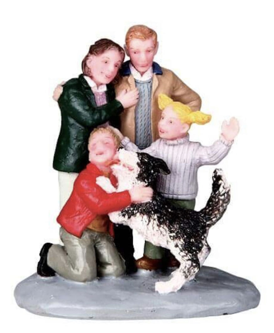 #02795 A New Friend - Figurines (Figurine) ornament collectible - Main Image 1