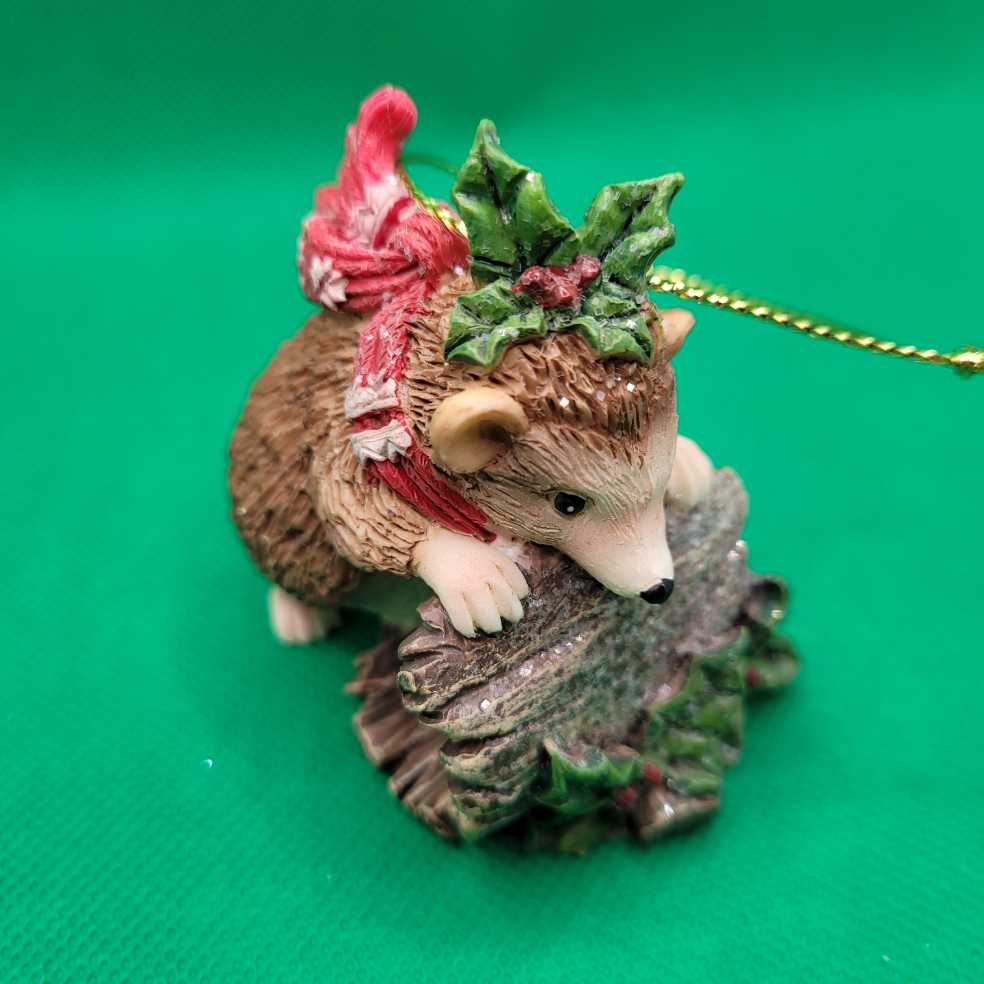 Small-Medium Gold Peach With Green Leaves