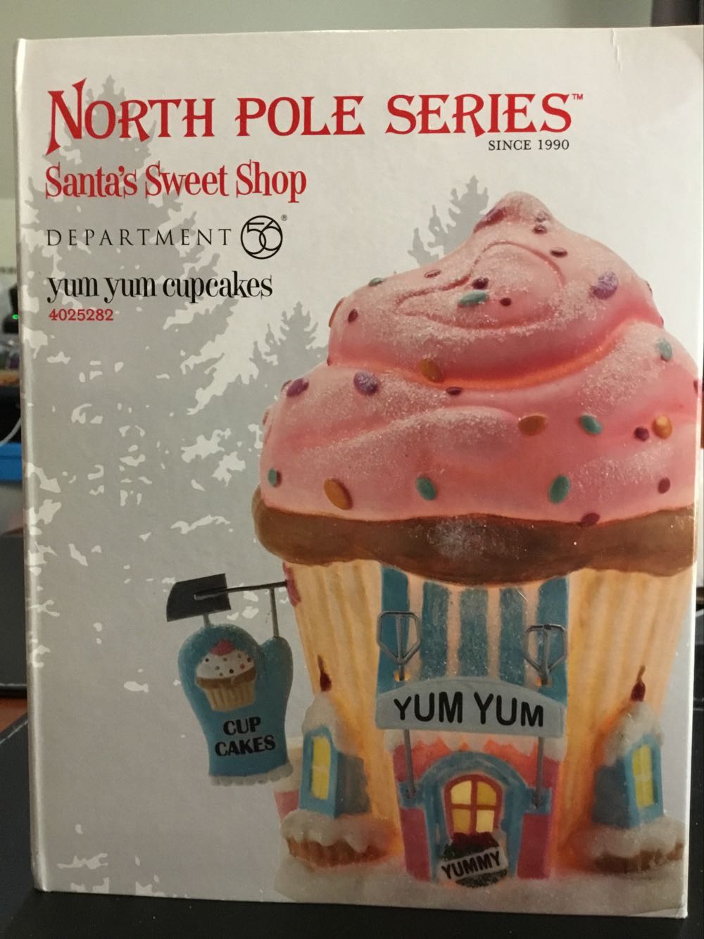 Yum Yum Cupcakes - North pole series (Santa’s Sweet Shop) ornament collectible [Barcode 045544423502] - Main Image 2