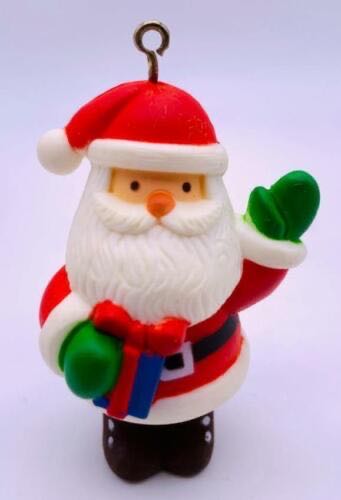 Hallmark 1978 Little Trimmer Santa  ornament collectible - Main Image 2