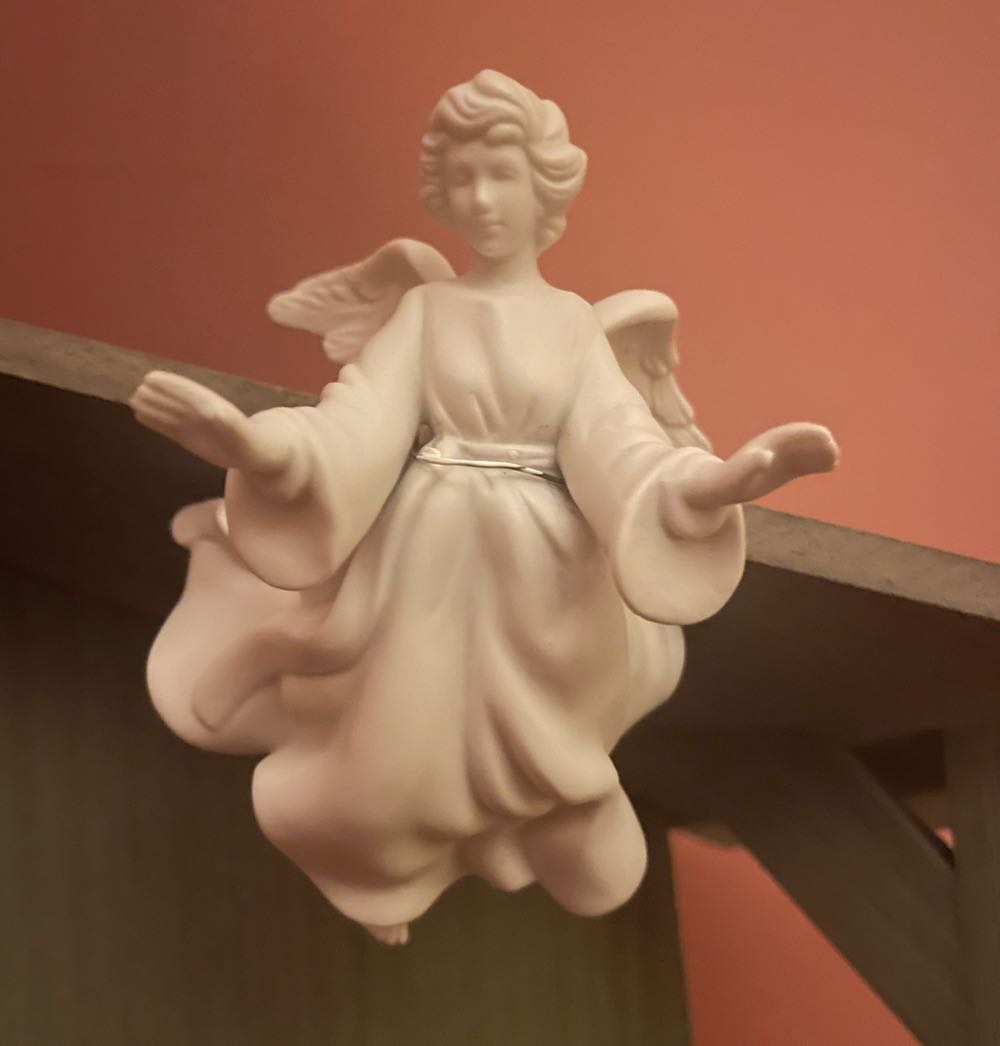 Dressing Mr Snowman #32732A