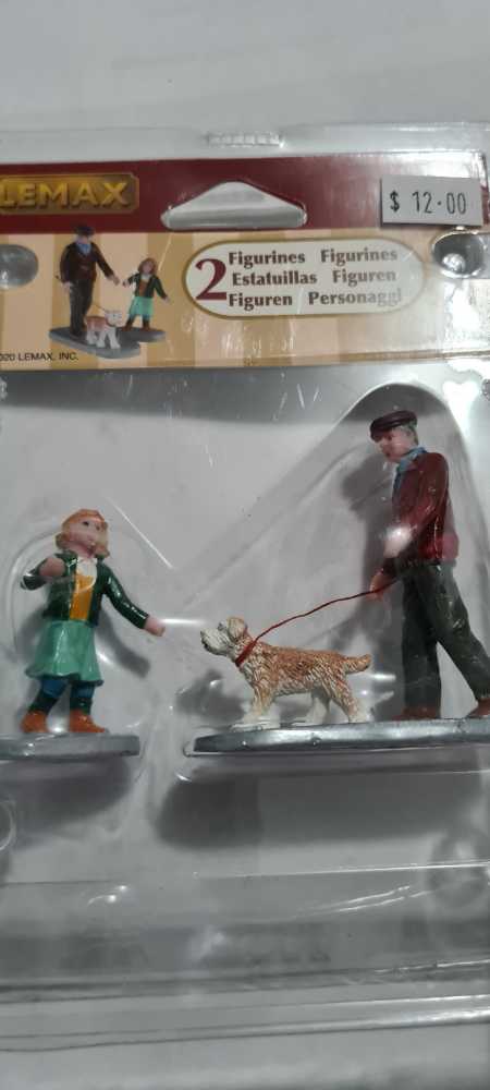 “REINDOGGIE” 2022