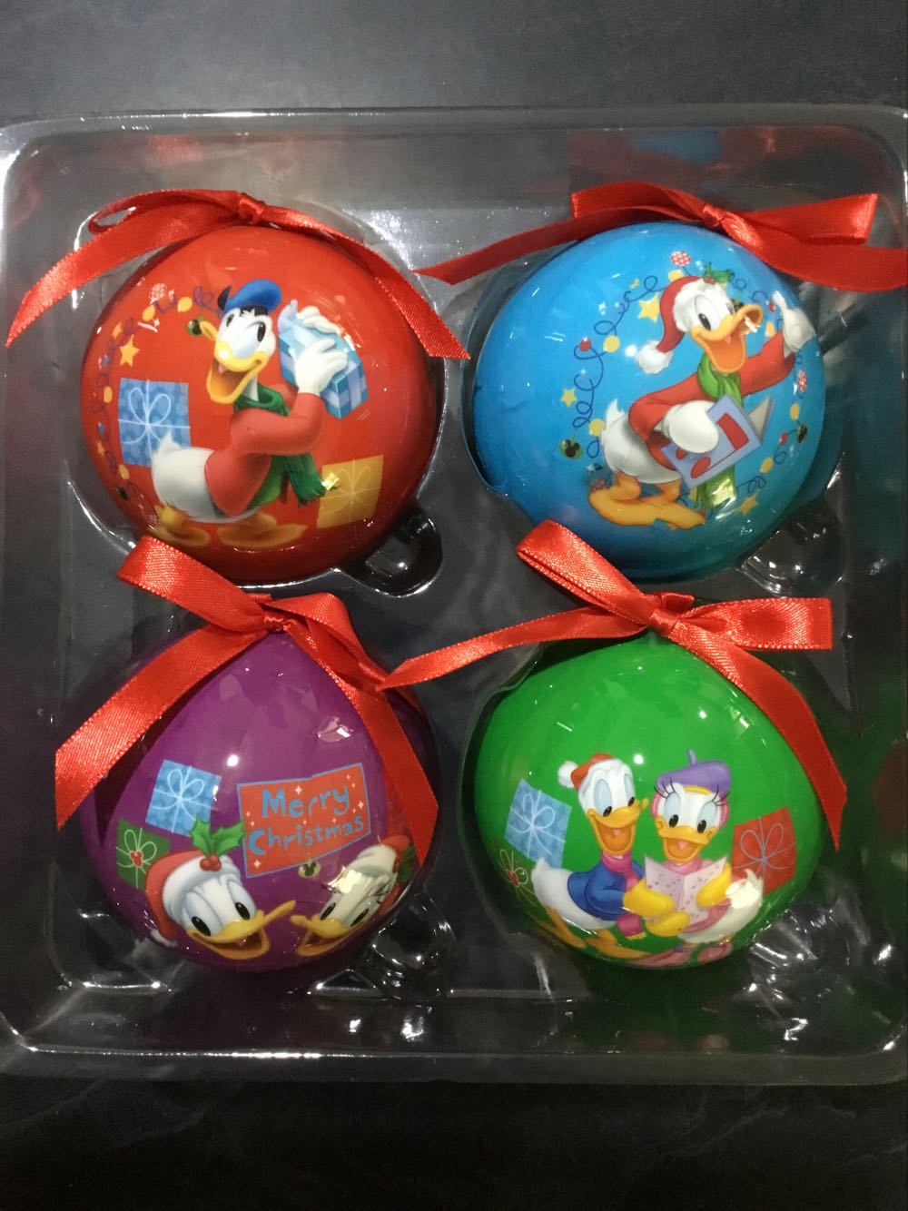 Donald Duck Baubles Set Of 4 - Disney Donald Duck ornament collectible [Barcode 9314783815791] - Main Image 2