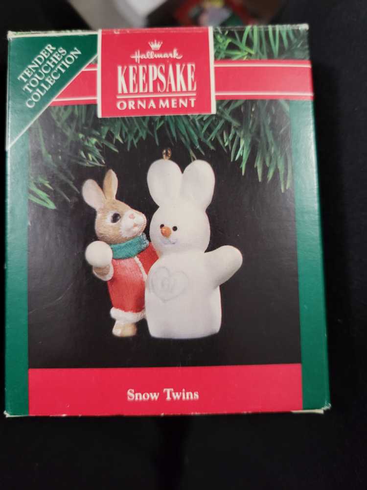 Dept. 56 - Silhouette Treasures - Nativity - “To Honor Him” - Melchior - 78622