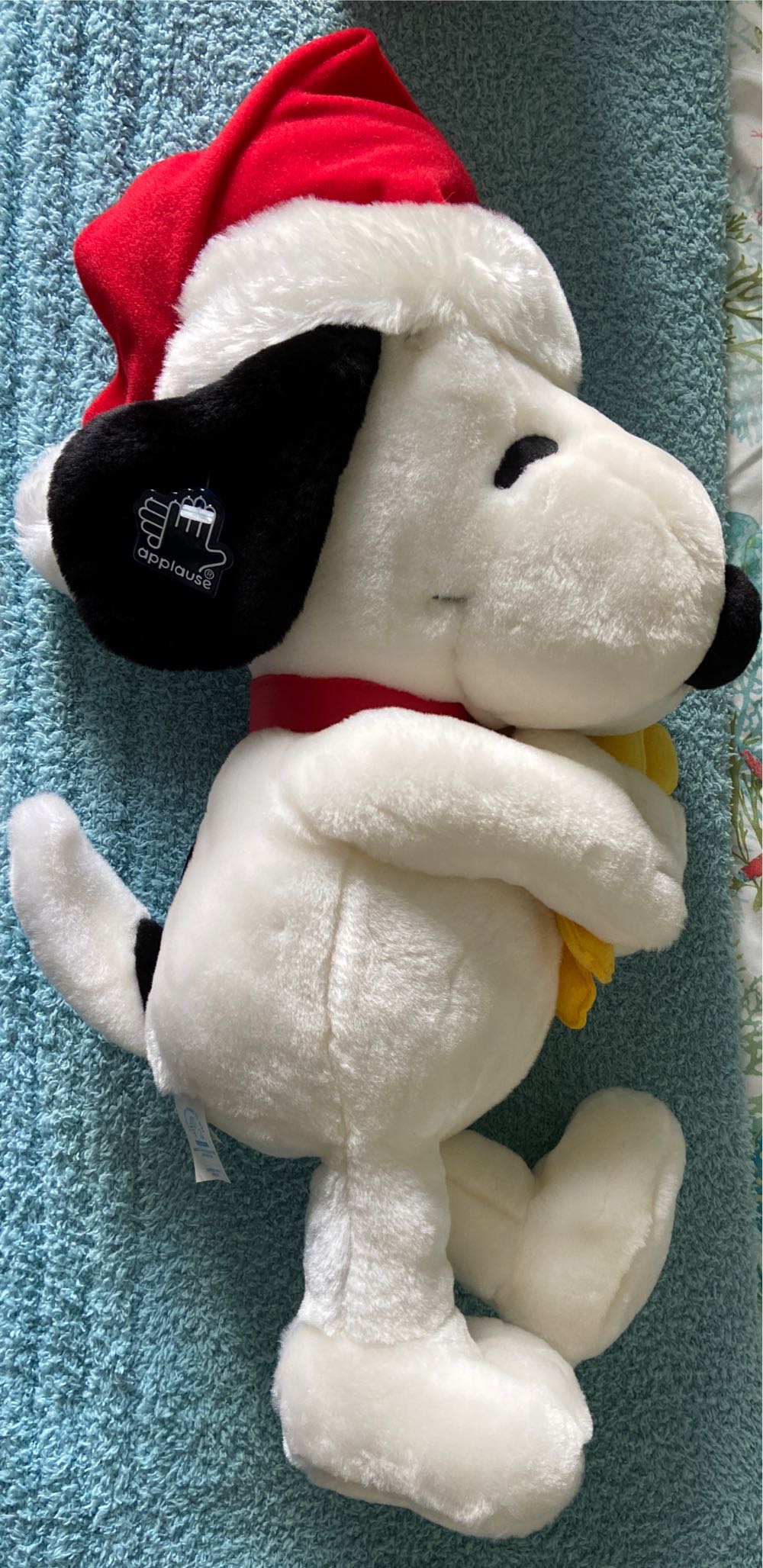 Holiday Snoop Hugging Woodstock  ornament collectible - Main Image 2