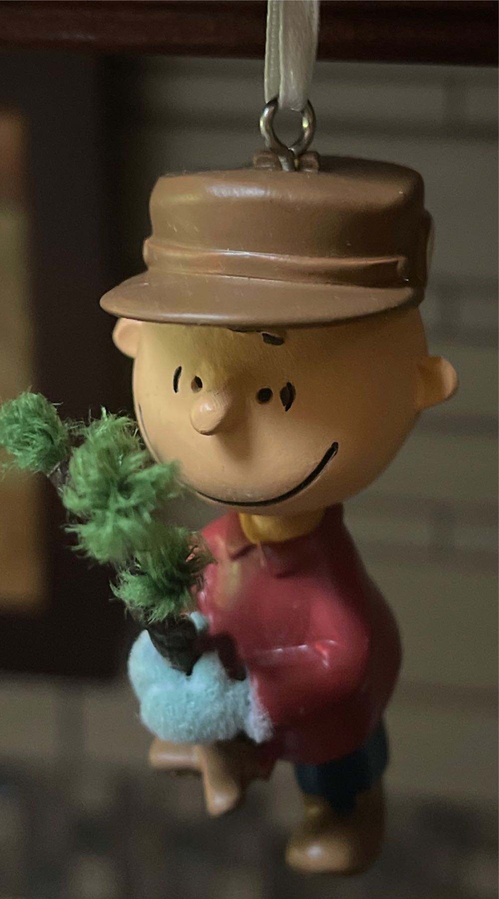 Charlie Brown  (Peanuts A Charlie Brown Christmas) ornament collectible [Barcode 763795815173] - Main Image 4