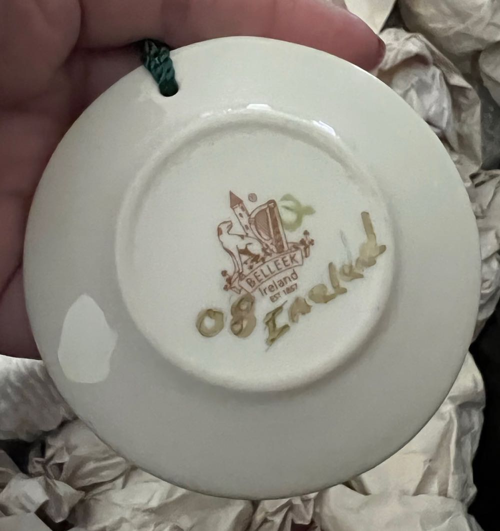 Belleek Castle Dish  ornament collectible - Main Image 2