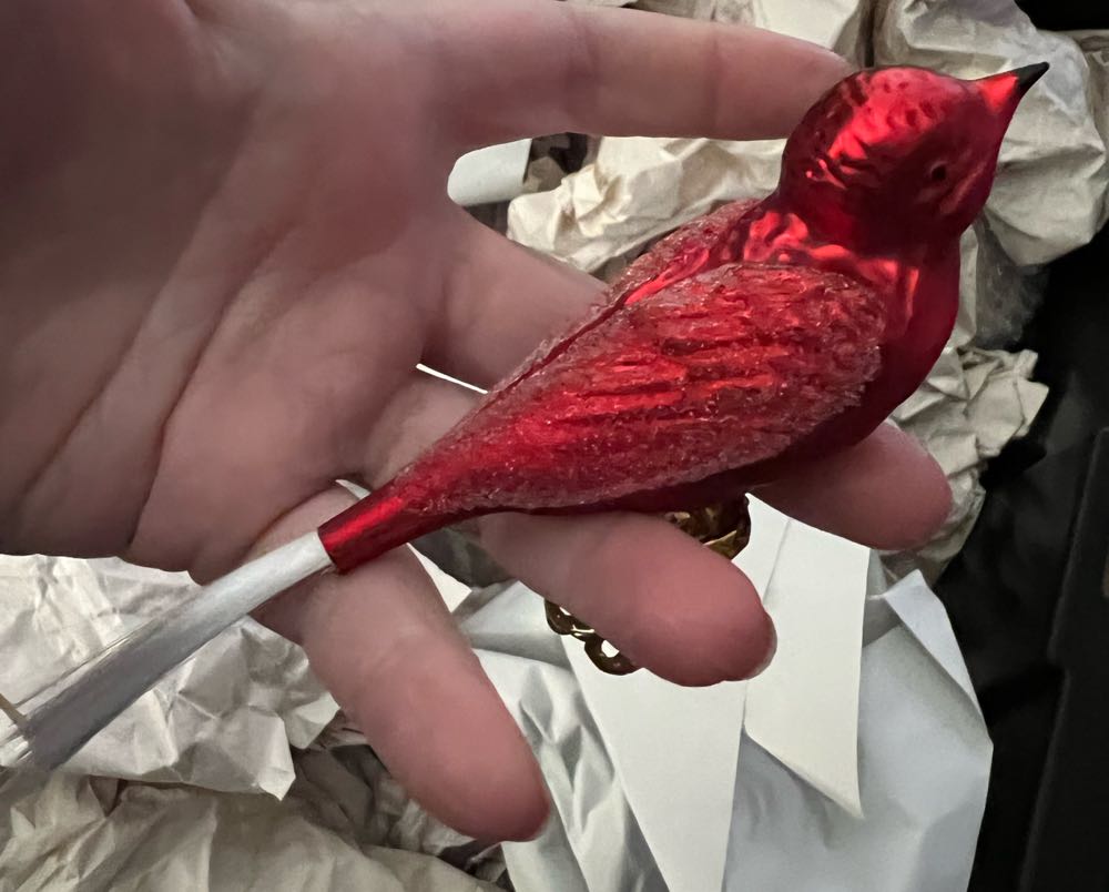 Cardinal Clip  (Cardinals) ornament collectible - Main Image 2