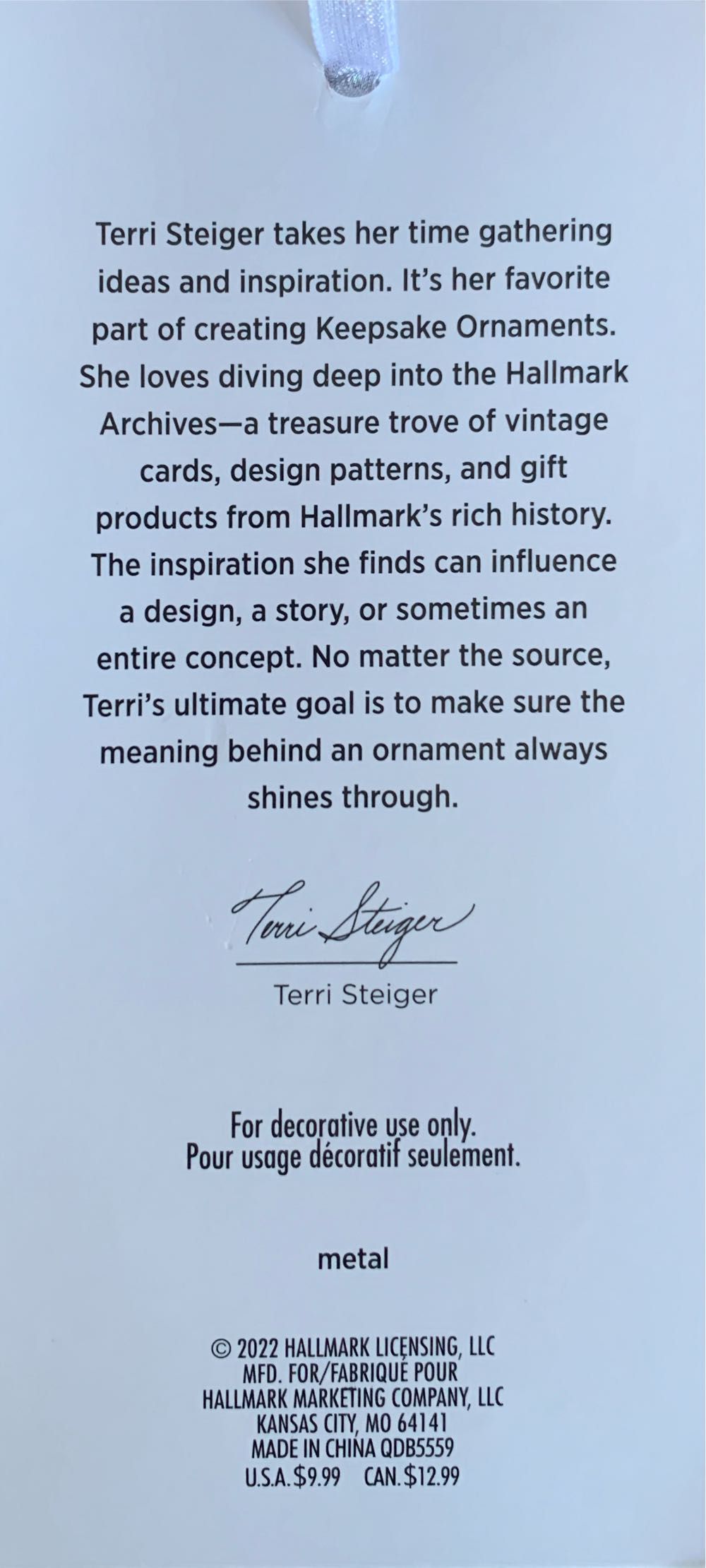 Noble Nutcracker Gift (KOC) - Keepsake Ornament Club ornament collectible - Main Image 3