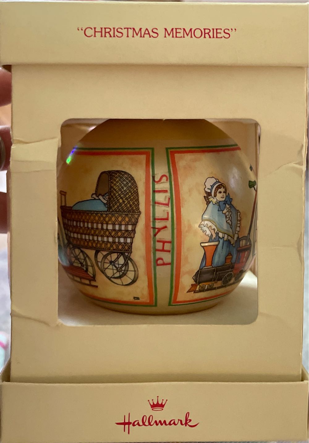 Christmas Memories  ornament collectible - Main Image 4