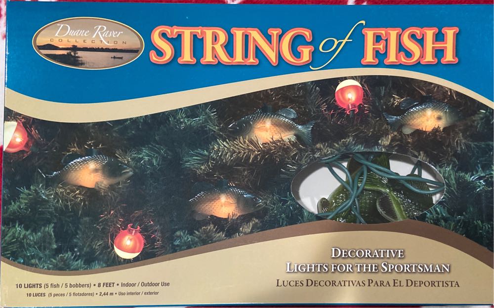 String Of Fish  ornament collectible [Barcode 635076326701] - Main Image 1