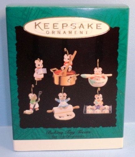 Tender Tiny Touches - 1994 - Baking Tiny Treats - Merry Mixer - Tiny Tender Touches (Collection - Miniature) ornament collectible - Main Image 2