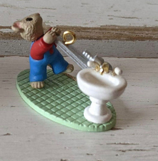 Lemax A  Sister’s Mischief #52144