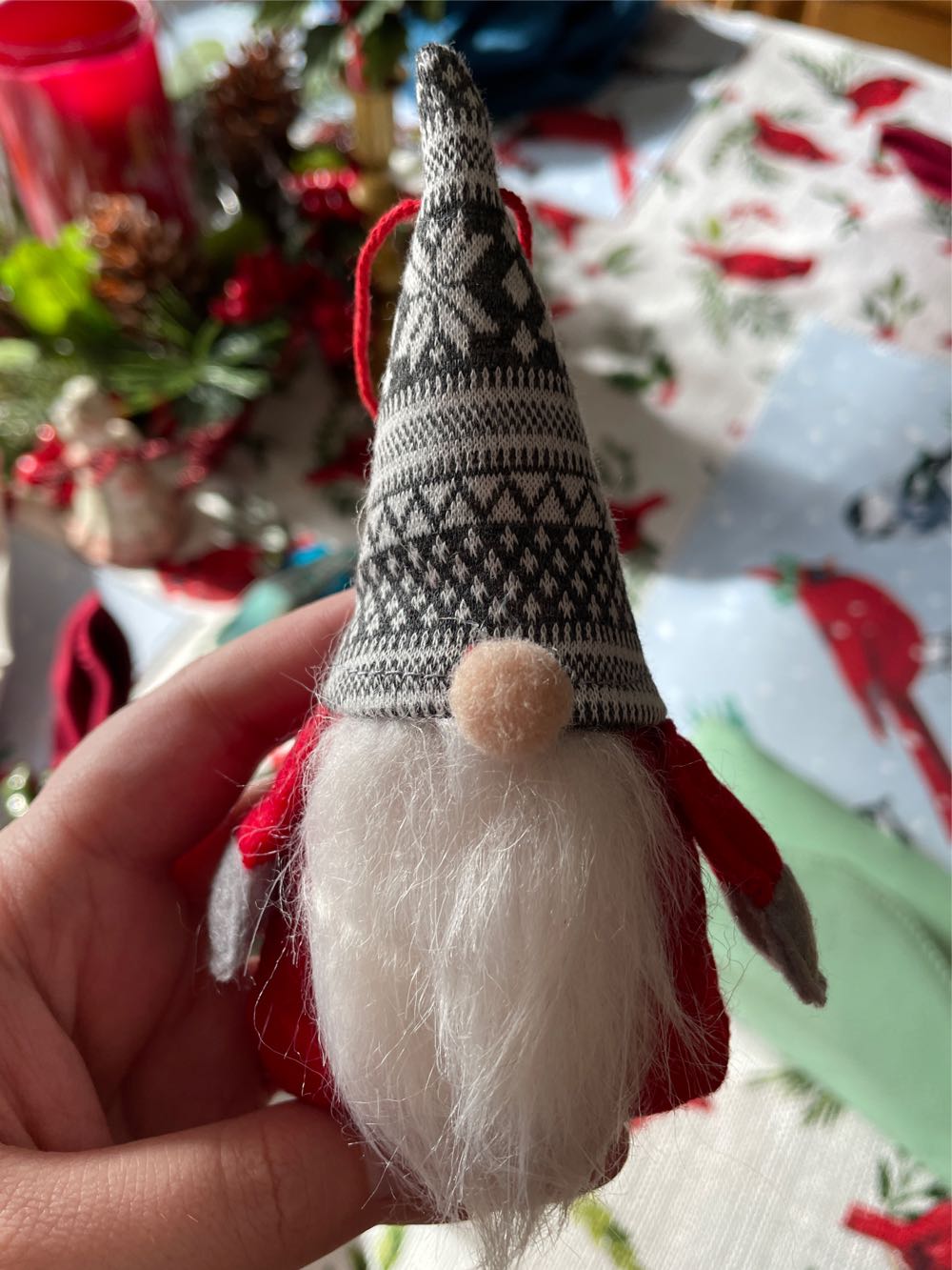 Sneeuwman Met Pakje, Zak En Vogelhuisje In Glazen Pot Met Deksel