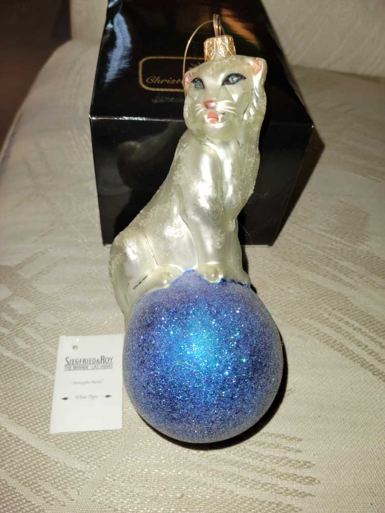 Santa Nutcracker 35cm