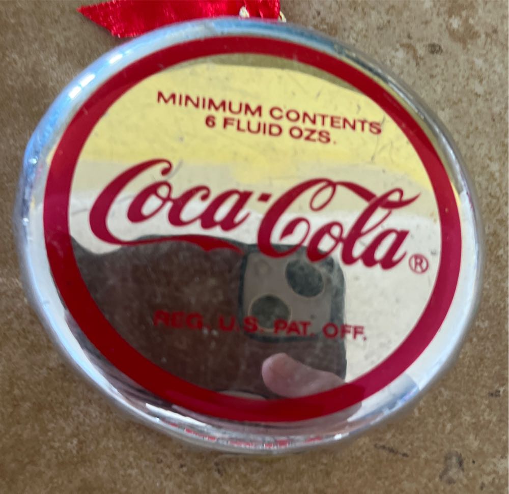 Hallmark - Halloween - The Peanuts Gang - 2010 - Skele-Brating Charlie Brown