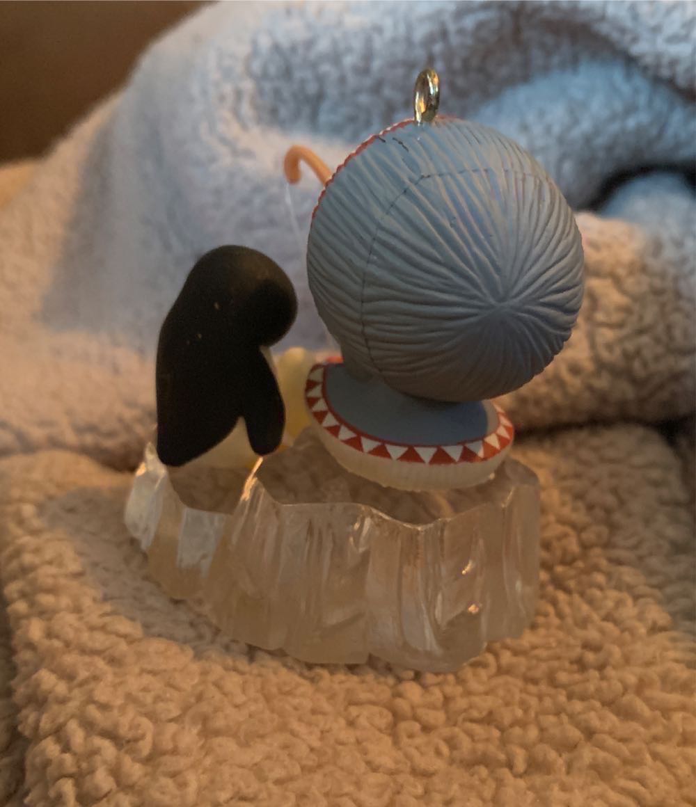 Frosty Friends (5th In Series)  ornament collectible - Main Image 4