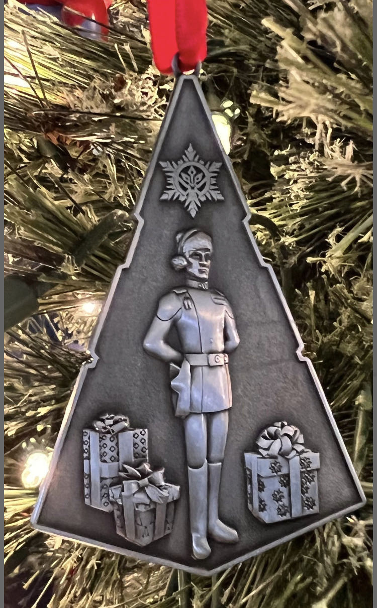 Grand Admiral Thrawn - Etsy: SpectreSurplus (Star Wars: Rebels) ornament collectible - Main Image 1