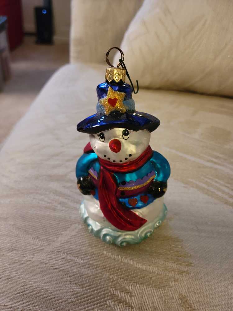 Dept. 56 - North Pole - Accessory - Bustin’ A Move - #56.56850