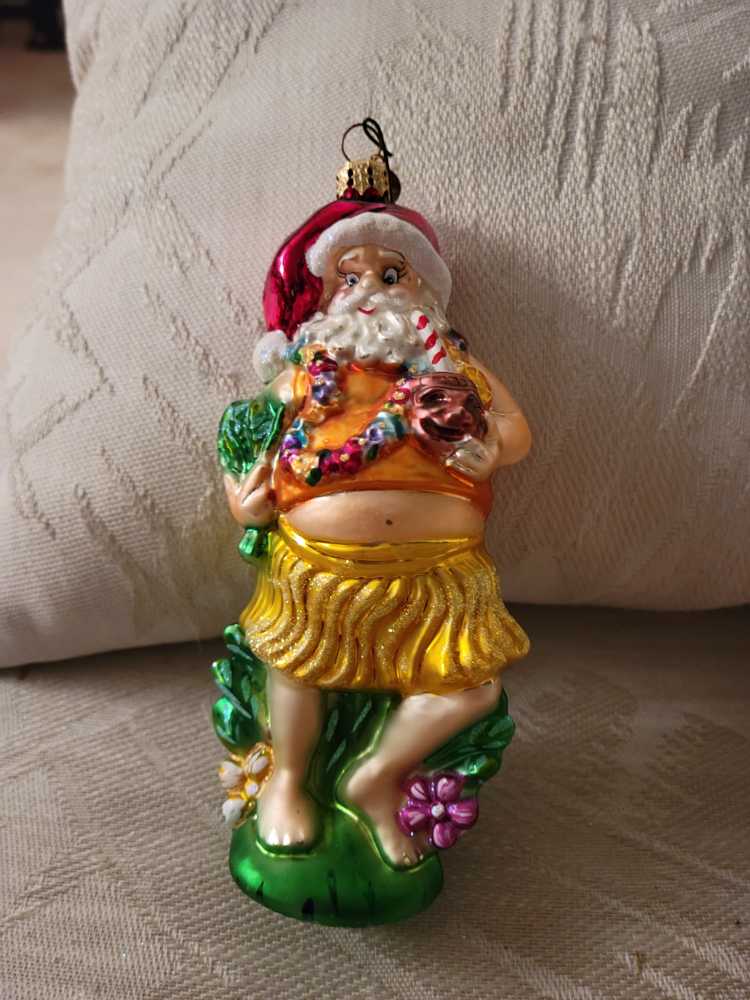 Muffy Vanderbear Picking Poinsettias