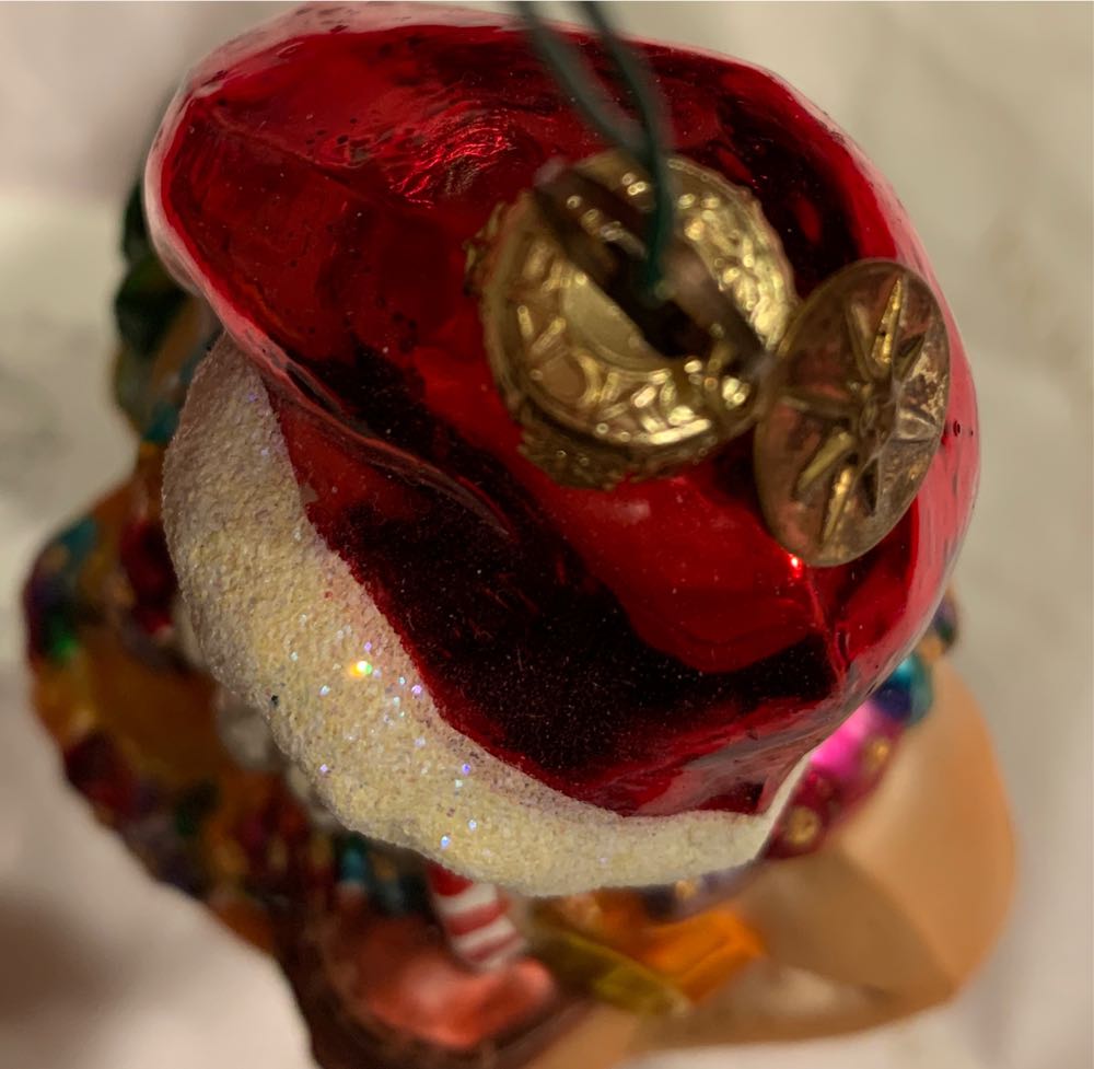 Hawaiian Holiday  (Santa) ornament collectible - Main Image 3