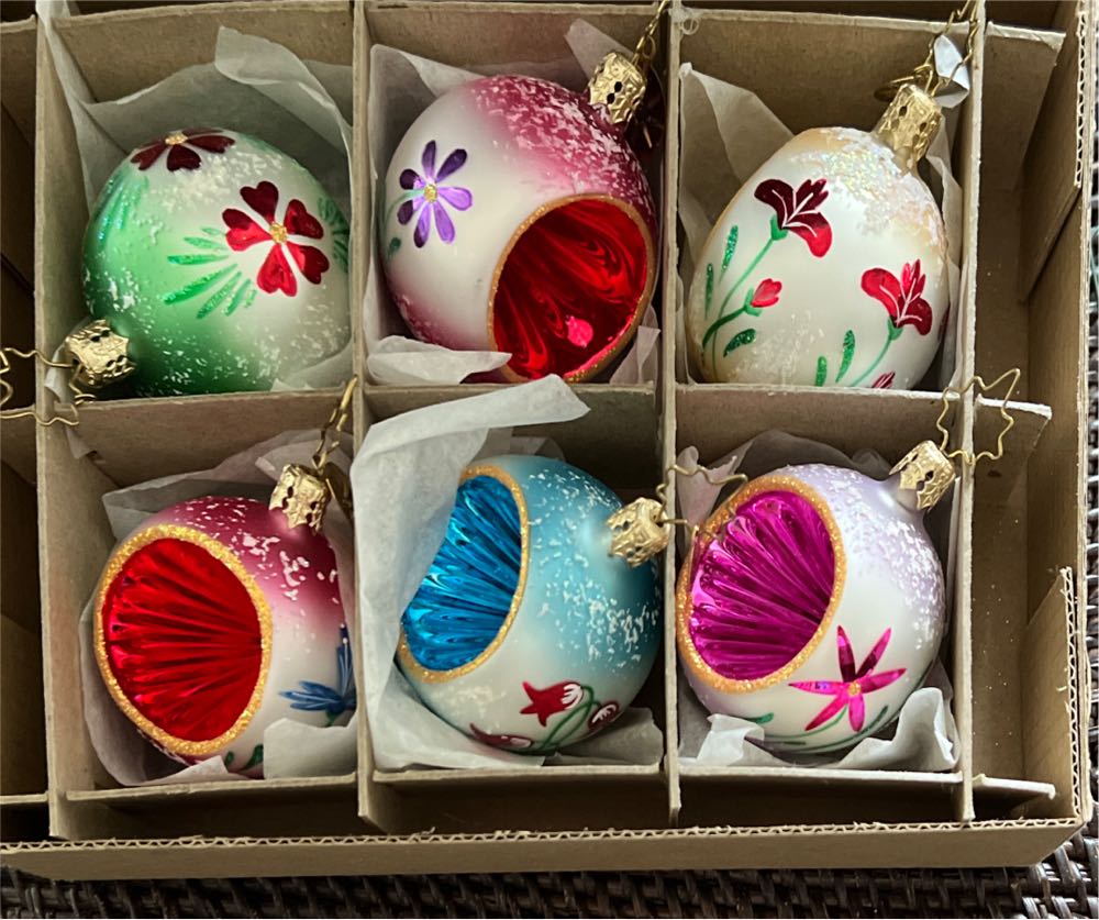 Meadow Brook Reflections-Set of 6 - Fantasia ornament collectible [Barcode 645001218810] - Main Image 3