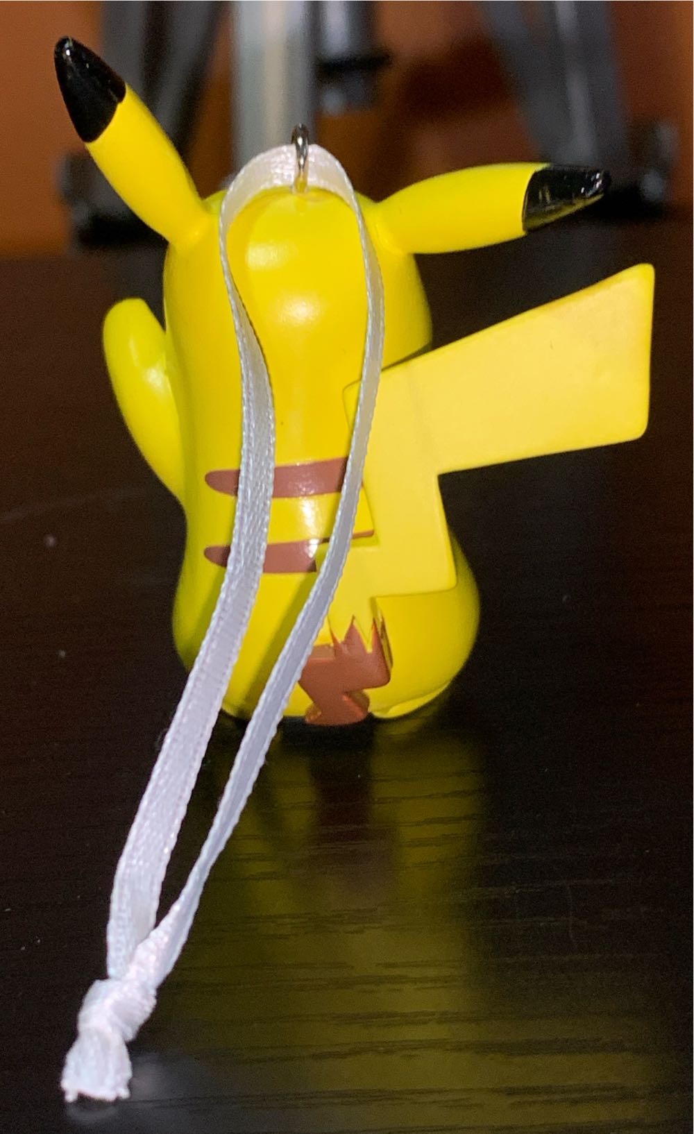 Pikachu  ornament collectible [Barcode 763795746408] - Main Image 2