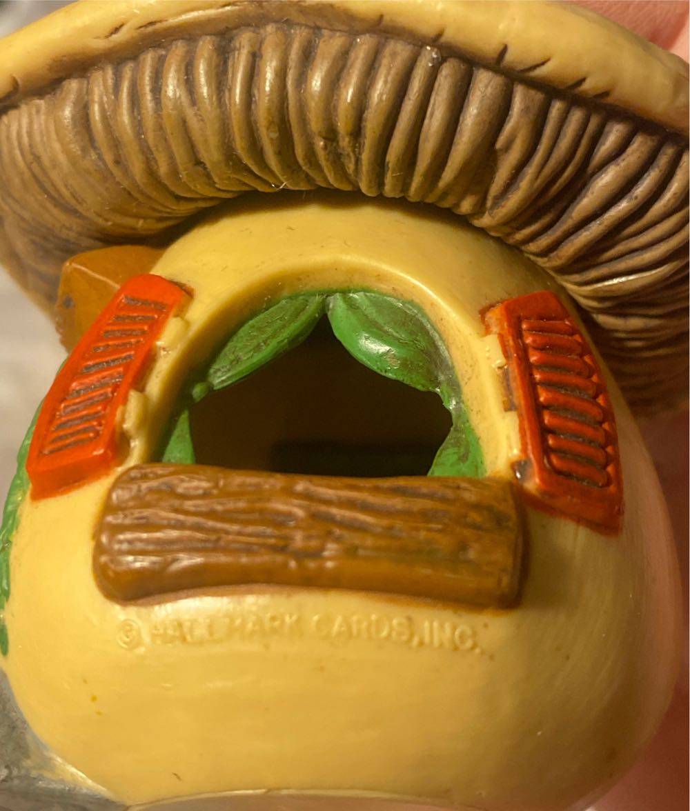 Mouse Mushroom House - Tree Trimmers Ornament (Mushroom, Mice) ornament collectible - Main Image 4