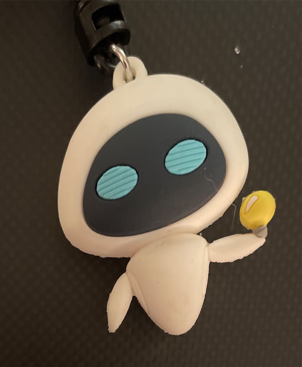 Enesco Barbie Bob Mackie Red Queen Of Hearts Holiday Christmas