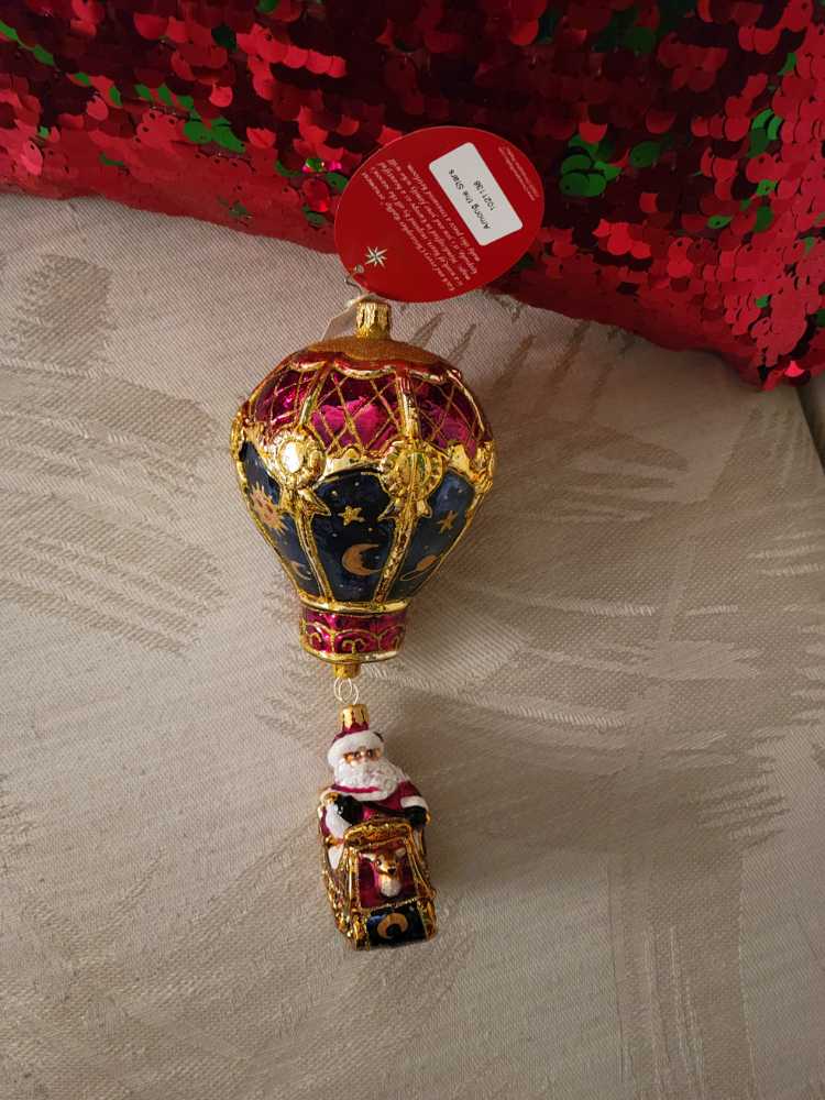 Universal- Alpine Village - Green & Red House - Merry Christmas Banner