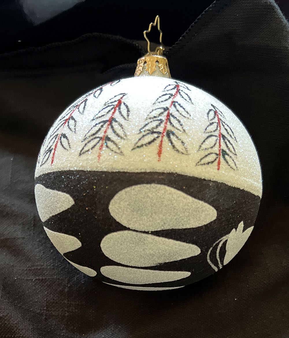 Swan Glitter Ball  ornament collectible - Main Image 2