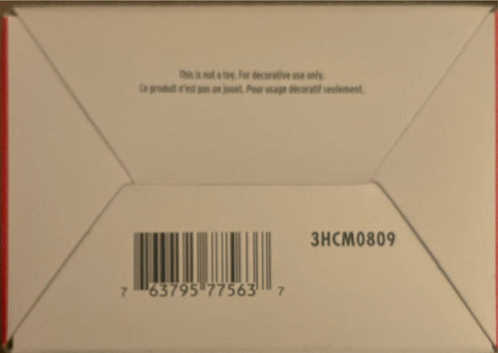 Belle Hallmark Disney Beauty And The Beast Belle Christmas Ornament - Disney Beauty and the Beast (Disney Princess) ornament collectible [Barcode 763795775637] - Main Image 3