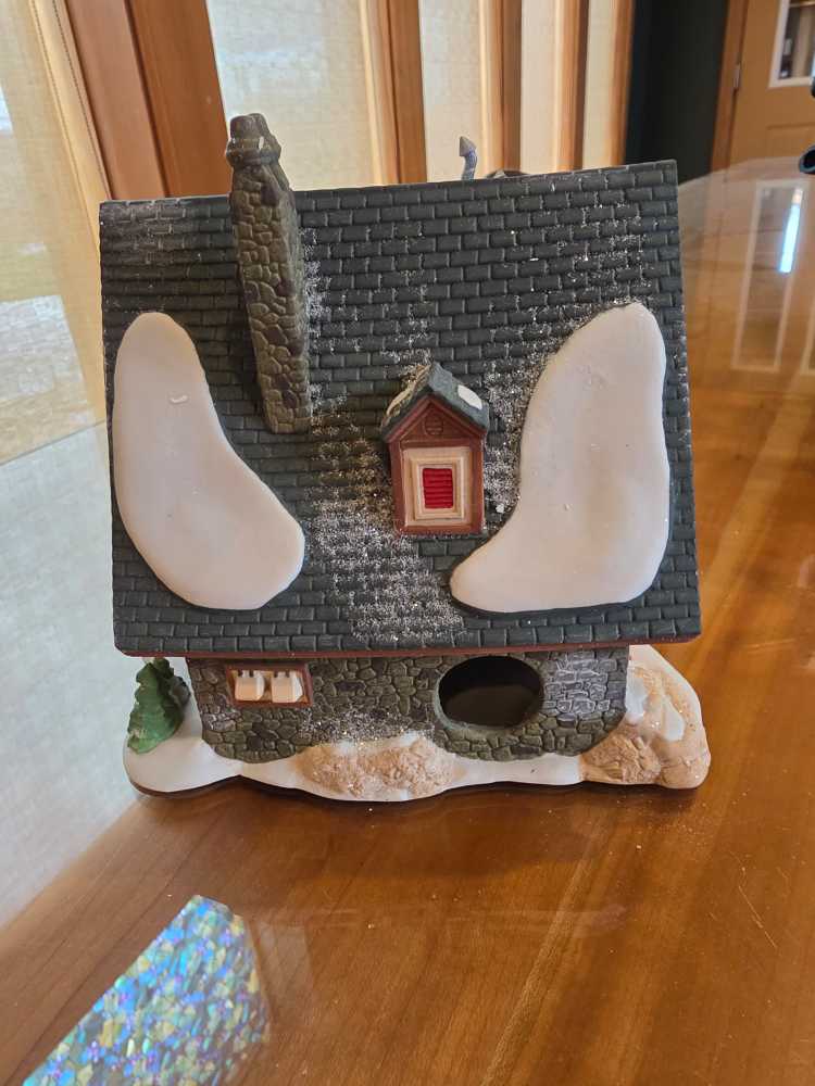 Santa’s Woodworks - 56.56286 - North pole series (Light Up Village) ornament collectible - Main Image 3