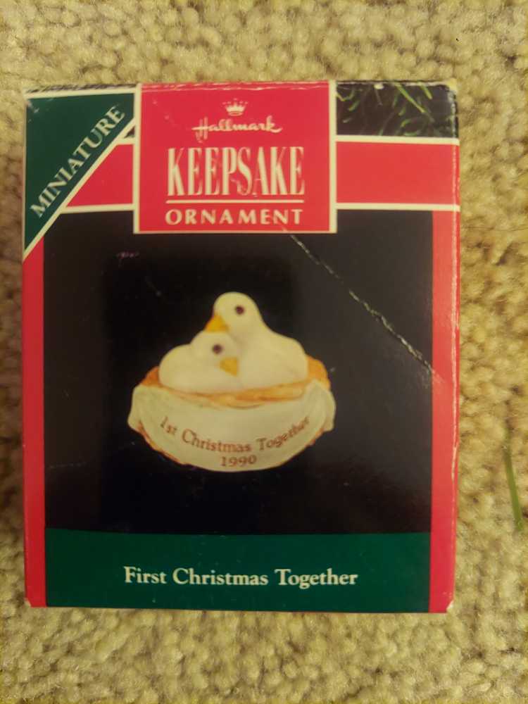 Kringleville #1 Kissmas Cottage