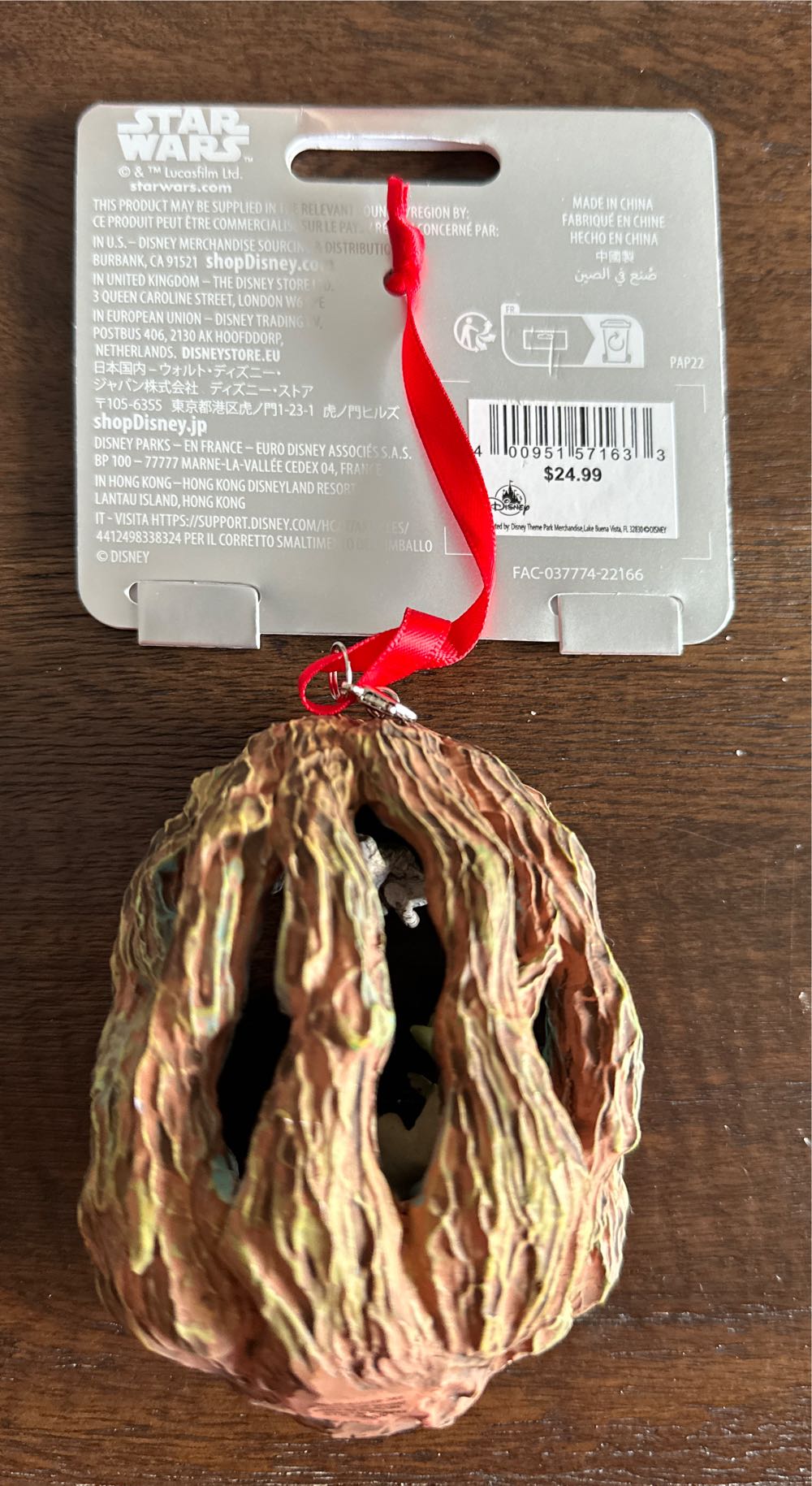 Yoda Dagobah Lifting X-Wing - Star Wars:  The Empire Strikes Back (Movies & Television) ornament collectible - Main Image 2