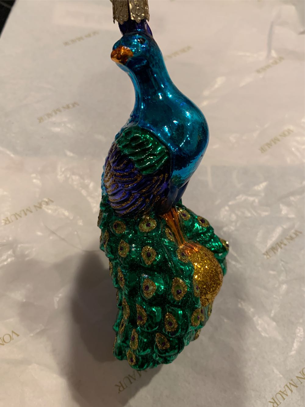Elegant Peacock  (Animal) ornament collectible [Barcode 729343160102] - Main Image 1