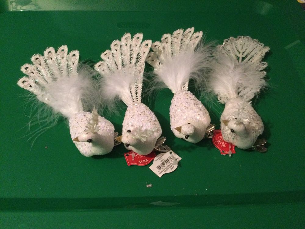 Peacock White - Holiday Time ornament collectible - Main Image 3