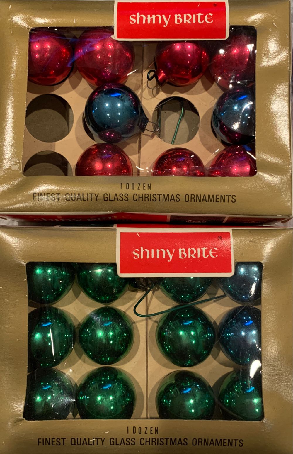 Shiny Brite - Round   ornament collectible - Main Image 2