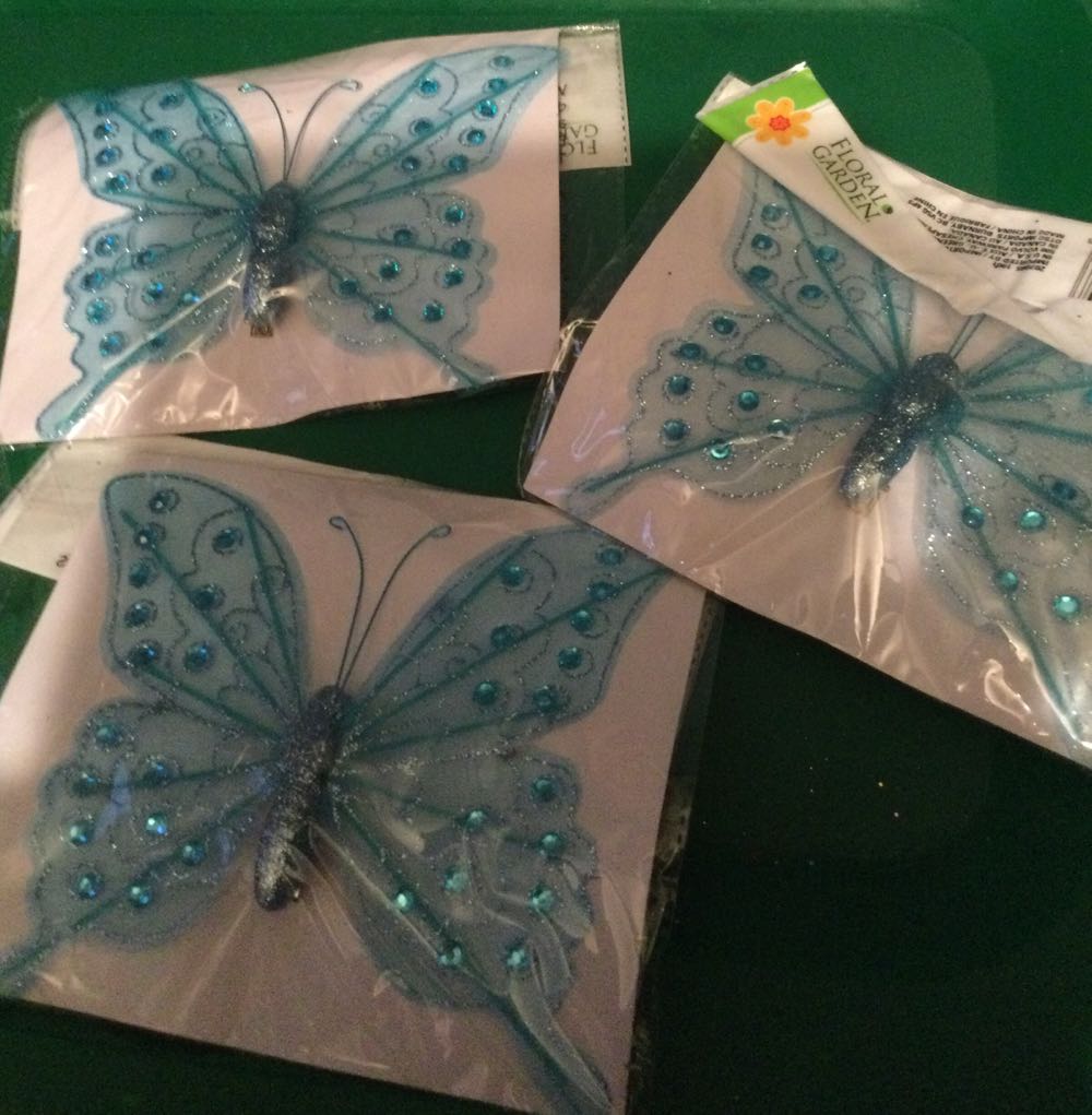 Butterfly Turquoise - Floral Garden ornament collectible - Main Image 2