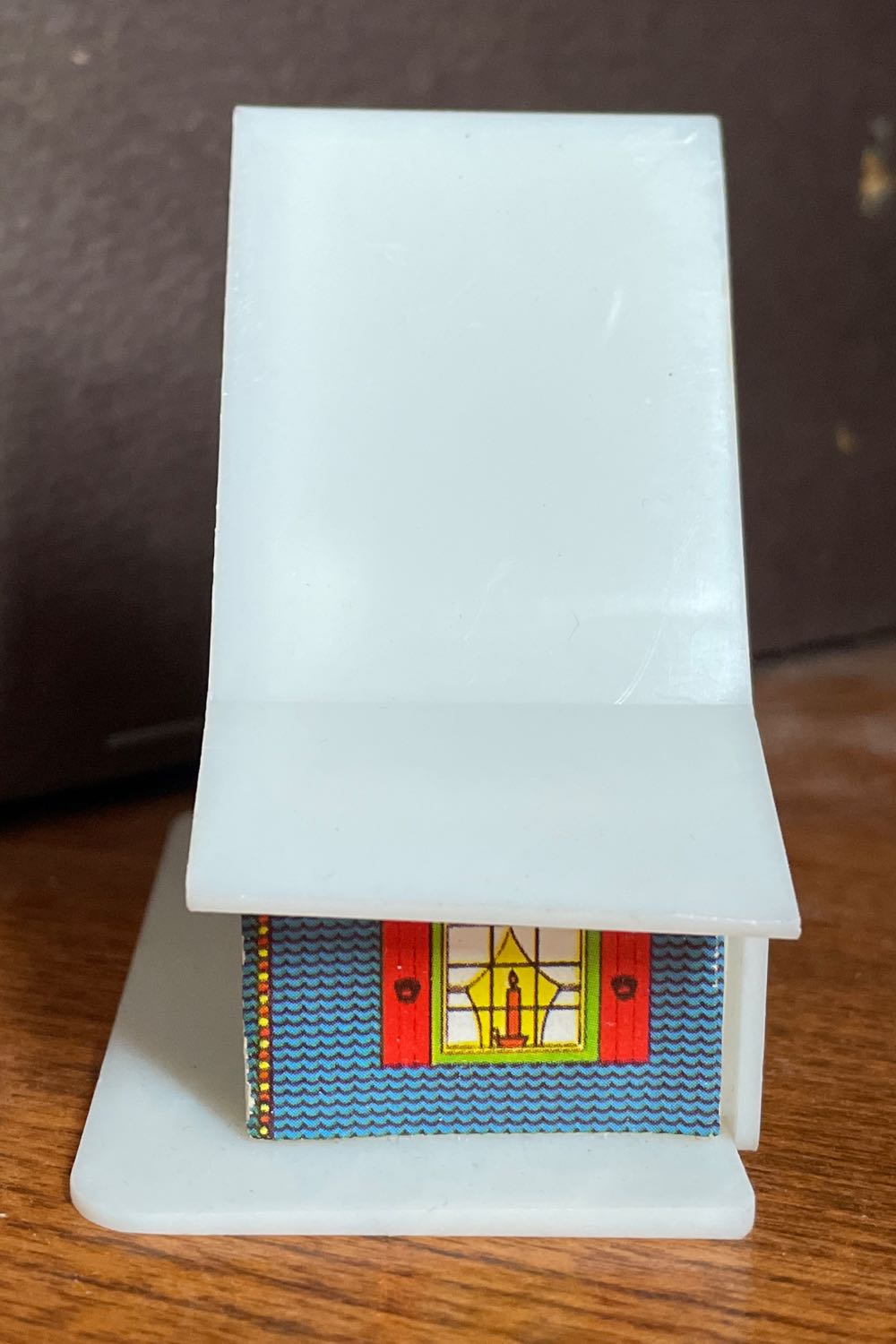 Universal - Alpine Village - Green & Blue House - Santa - Alpine Village (Light Up Village) ornament collectible - Main Image 3