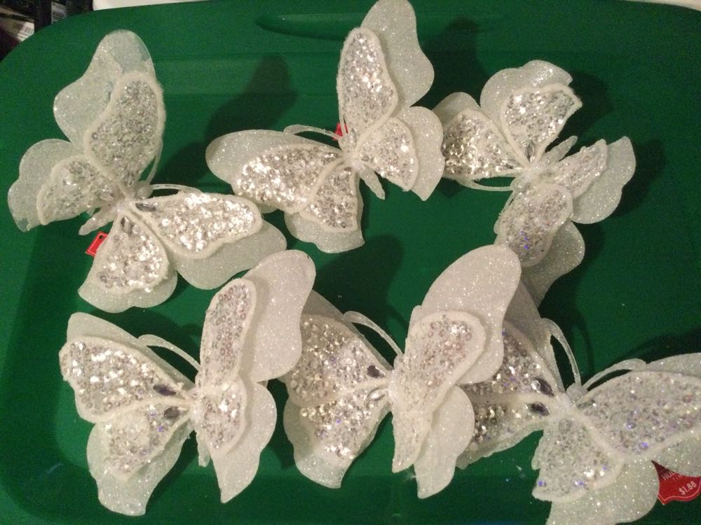 Butterfly White - Holiday Time ornament collectible - Main Image 2