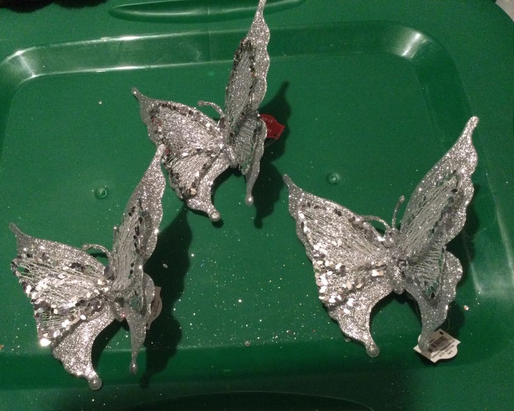 Butterfly Silver - Holiday Time ornament collectible - Main Image 2